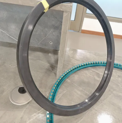 Factory Wholesale-Superior R35 R37 R58 G Type Reinforced Rotary Shaft Oil Seals for Rolling Mills and Heavy Machinery