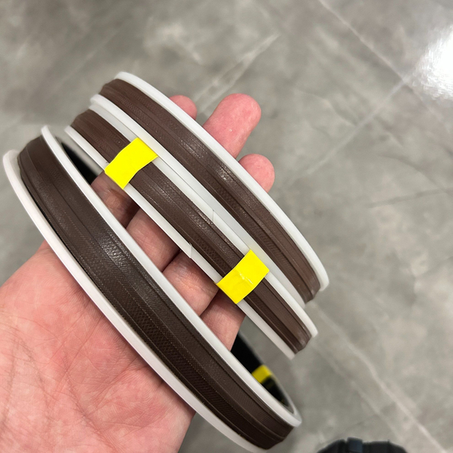 Double-Acting Piston Sealing Zp Set Rubber-Fabric Sealszp310