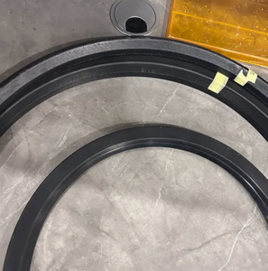 NBR Fabric Reinforced Rotary Shaft Oil Seal /R35 Oil Seal 815*865*25