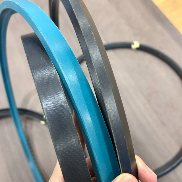 NBR Fabric Reinforced Rotary Shaft Oil Seal /R37 Oil Seal 500*560*28