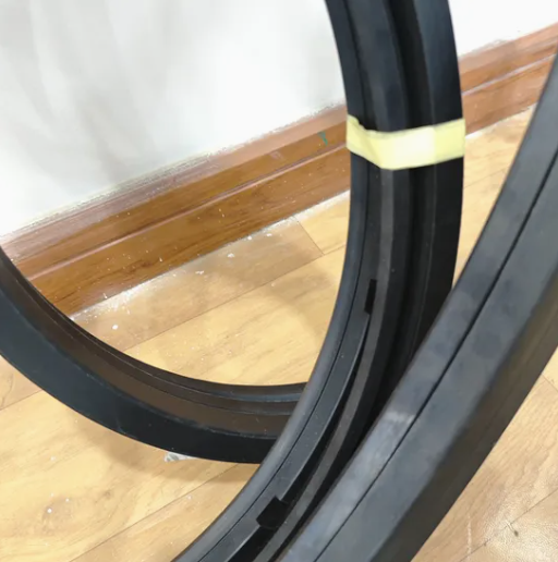 Factory Price-R35 R37 R58 Split FKM Fabric Reinforced Rotary Shaft Oil Seals Hydraulic Cylinders Oil Seal