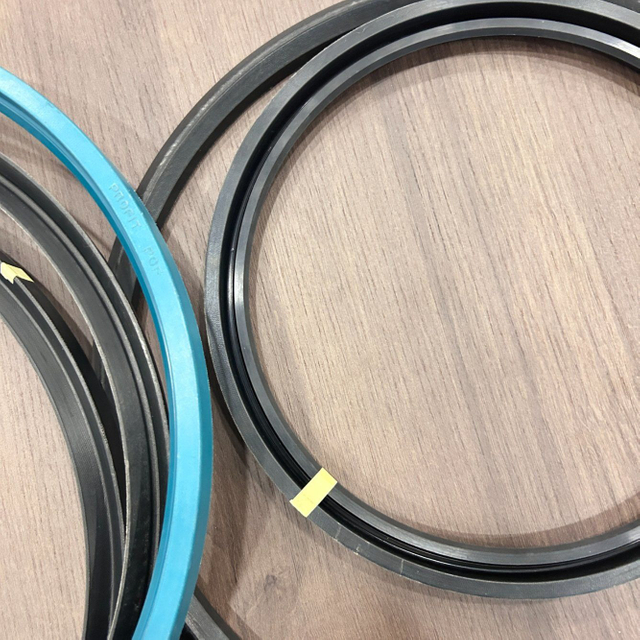 NBR Fabric Reinforced Rotary Shaft Oil Seal /R37 Oil Seal 290*334*20