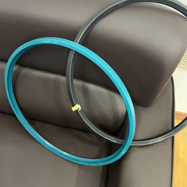 Free Samples R35-680*740*20 R35 U-Type Fabric Reinforced Oil Seals