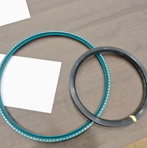 R35 360*400*20 R37 R58 O-Ring Seal Rubber Fabric U Type Reinforced Rotary Oil Seal High Pressure Hydraulic Seal for Heavy Duty Machinery Seals