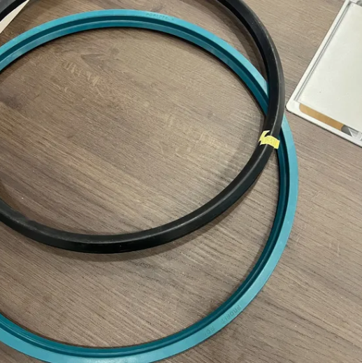 Global Supply Chain R35+130*150*15 R35 U-Type Fabric Reinforced Oil Seals