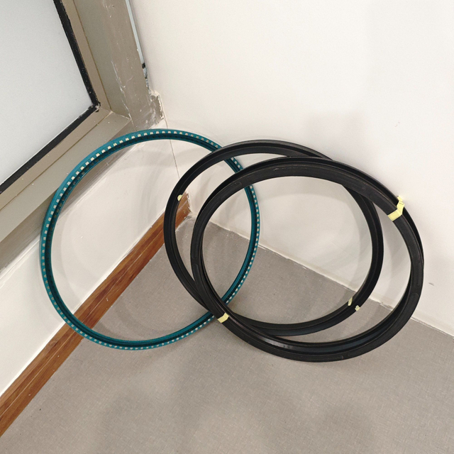 Tuoruis NBR Fabric Reinforced Rotary Shaft R36 R58 R35 R37 Oil Seal for Heavy Duty Machinery