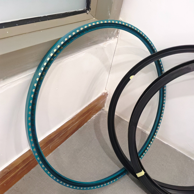 Factory Price-Superior R35 R37 R58 U-Type Reinforced Rotary Shaft Oil Seal for Rolling Mills and Heavy Machinery